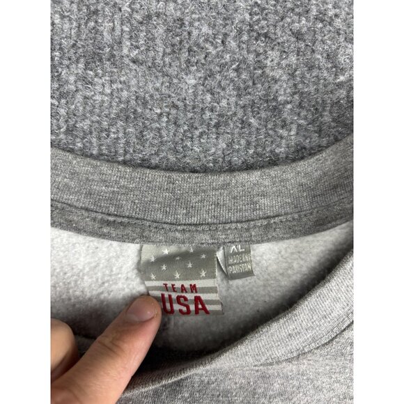 Team USA Sweatshirt Womens XL Gray Olympic Flag Cropped Fleece Crewneck Pullover - Picture 2 of 8